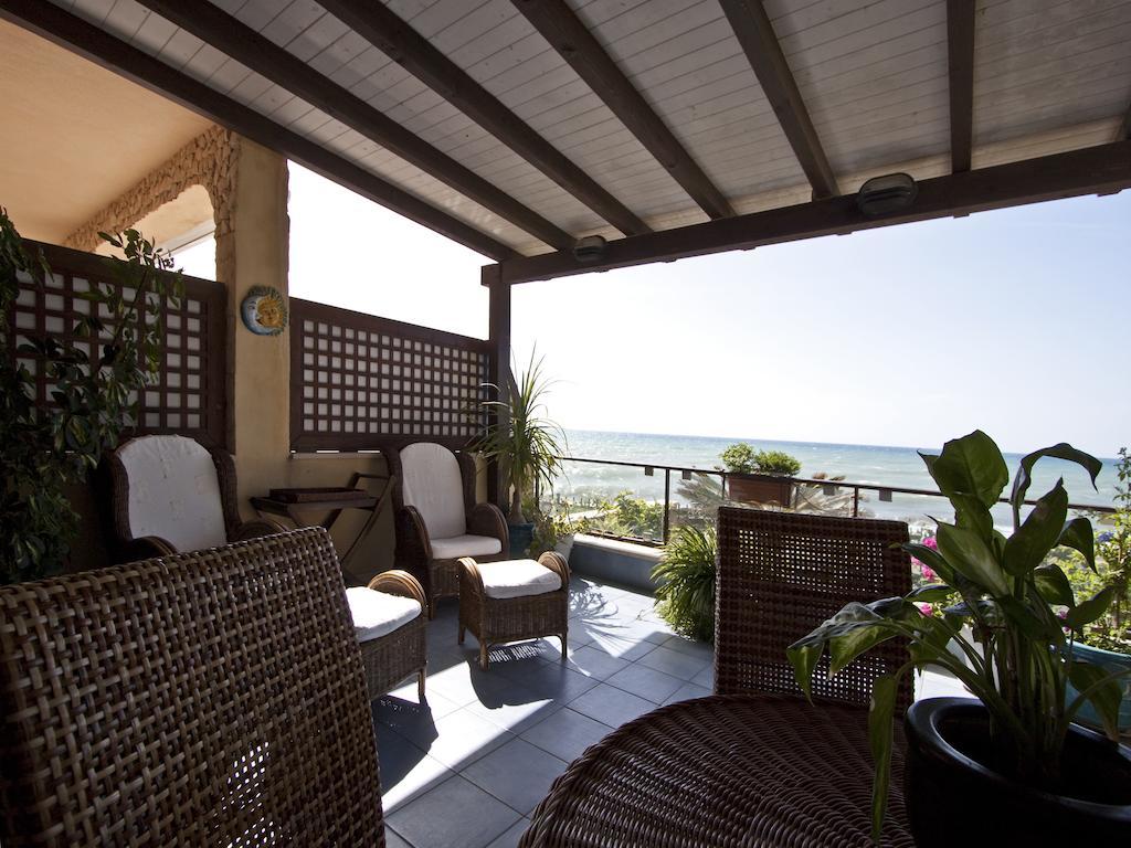 Terrazza A Mare Corallo Марина-ди-Рагуза Номер фото