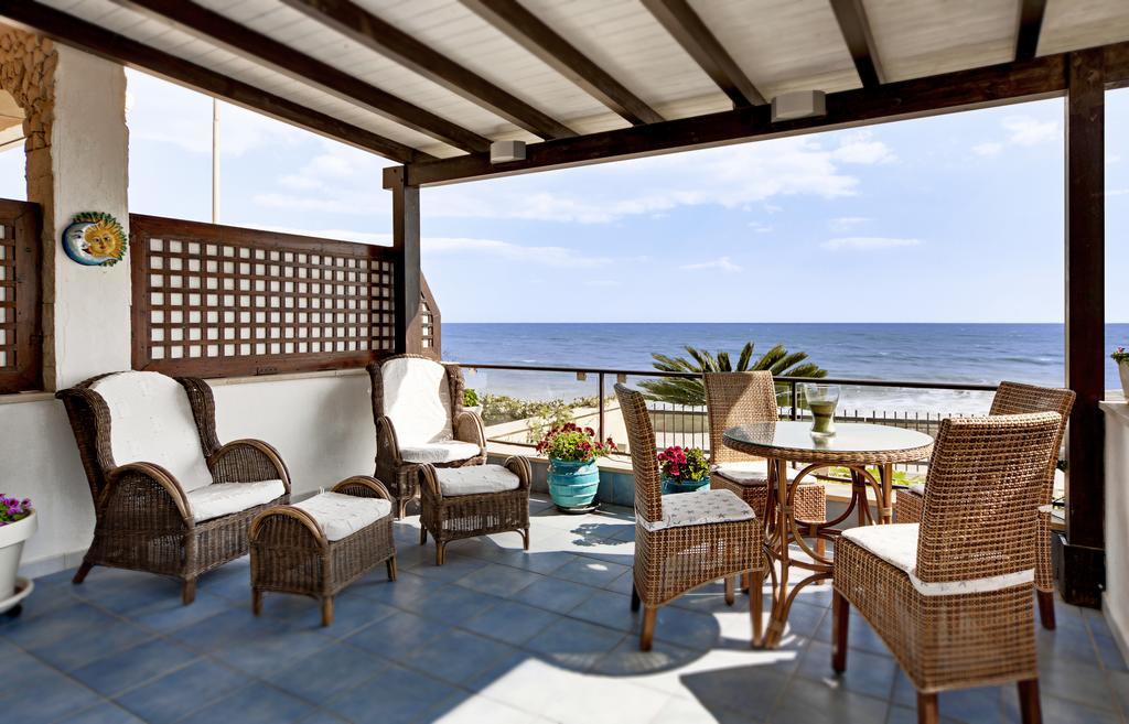 Terrazza A Mare Corallo Марина-ди-Рагуза Экстерьер фото