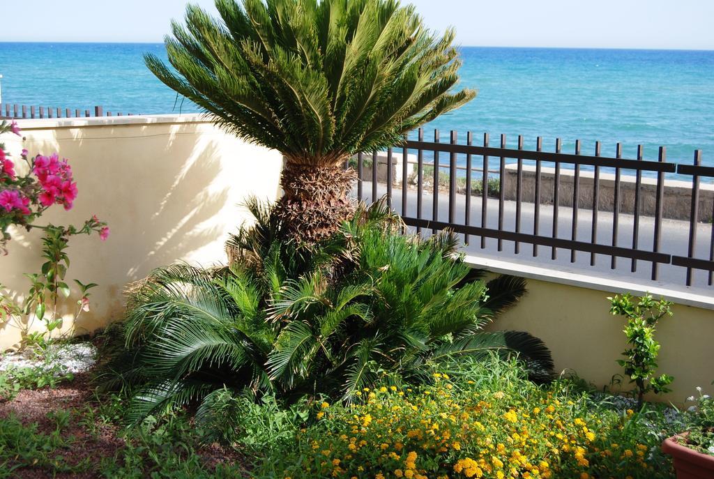 Terrazza A Mare Corallo Марина-ди-Рагуза Экстерьер фото